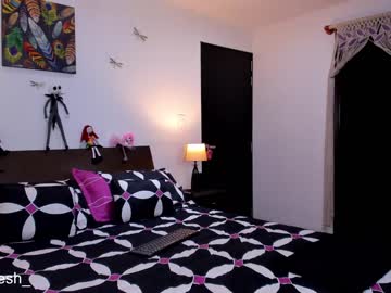 webcam girl kellytesh live cam image #1071721