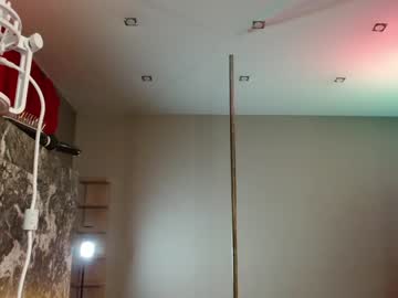 webcam girl _meganmeow_ live cam image #6300940
