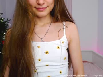 webcam girl ambertan1 live cam image #893076