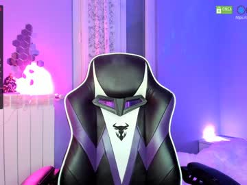 webcam girl xxxhoneyxx live cam image #636973