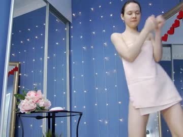 webcam girl kriskras__ live cam image #6748605