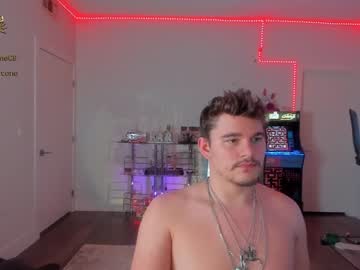 webcam man thejohnnystone live cam image #2237557