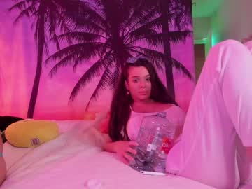 webcam tranny bigdicktrannynicole live cam image #2890167
