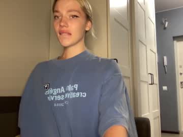 webcam girl angel_from_sky live cam image #2600125