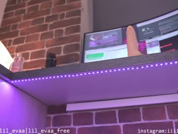 webcam girl lil_eva live cam image #1242296
