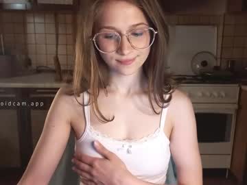webcam girl mekyy_no_neko live cam image #4903759