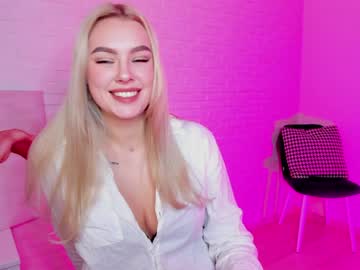 webcam girl 8a8y_nura live cam image #961317