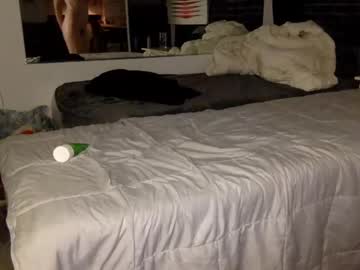 webcam couple radioactivepeach live cam image #3436554