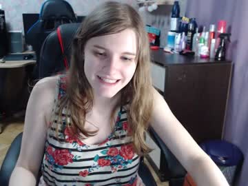 webcam girl tomato_tease live cam image #1884459