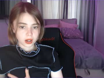 webcam girl tripleprinces live cam image #2275287