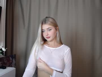 webcam girl cute18cute live cam image #3967729