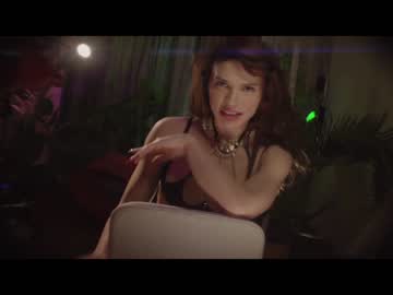 webcam girl lucieoude_ live cam image #3792165
