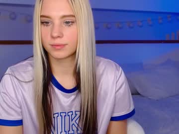 webcam girl cutie__cut1e live cam image #4088664