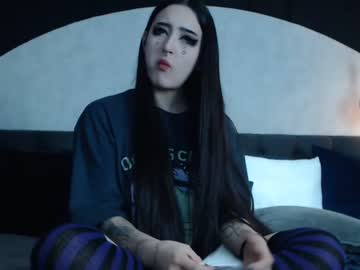 webcam girl charlotte_germanotta_ live cam image #5651398