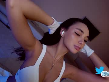 webcam girl hollyextra live cam image #3354168