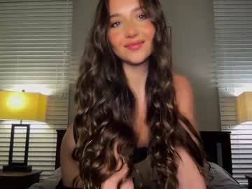 webcam girl starlit_night live cam image #6668230