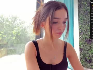 webcam girl sassyt33n live cam image #1916722