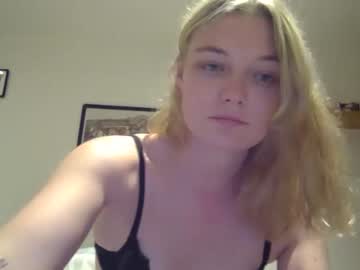 webcam girl redroseldn live cam image #4284273