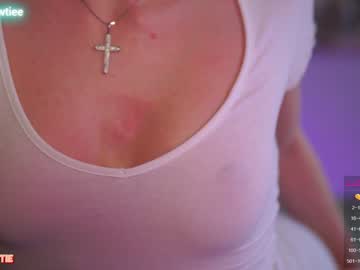 webcam girl _taylor_swift live cam image #4359337