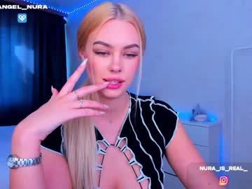 webcam girl 8a8y_nura live cam image #4044853