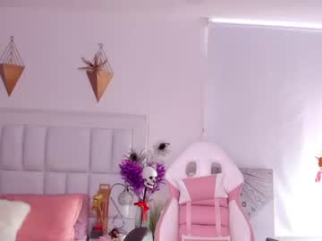 webcam girl scarlett__baker live cam image #546890