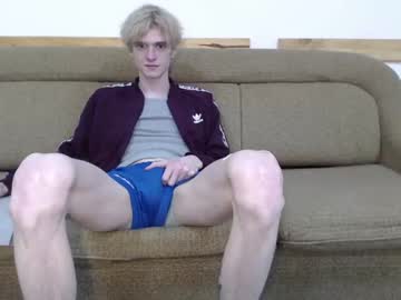 webcam man im_tommy live cam image #4274308