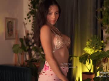 webcam girl effyloweell live cam image #3713025