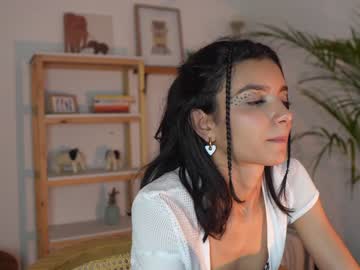 webcam girl urcutelinda live cam image #6744600