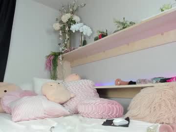 webcam girl fit_american_girl live cam image #4393578