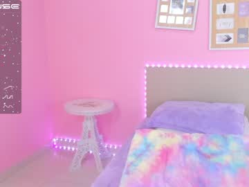 webcam girl little_effy18 live cam image #3196527