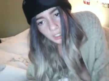webcam girl pixelatedprincess live cam image #2839278