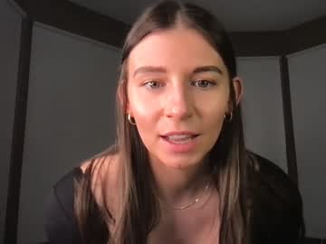 webcam girl heidihotte live cam image #4214344