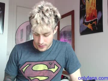 webcam man sonic12_12 live cam image #738462