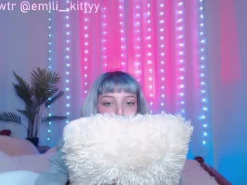 webcam girl lit1le_kitty_ live cam image #673913