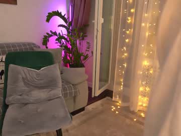 webcam girl sweety_rinushka_ live cam image #6484807