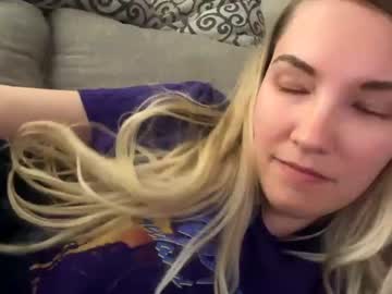 webcam girl mariah95 live cam image #1929850