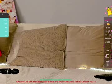 webcam girl mikki_blush live cam image #2126188