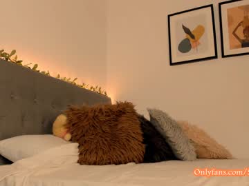 webcam girl hell_lo live cam image #2960684