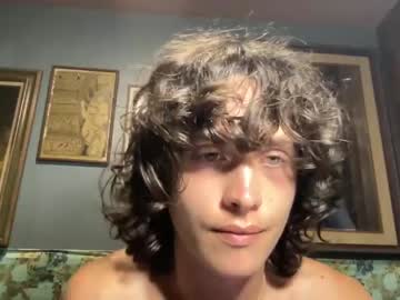 webcam man jungleliving333 live cam image #1877900