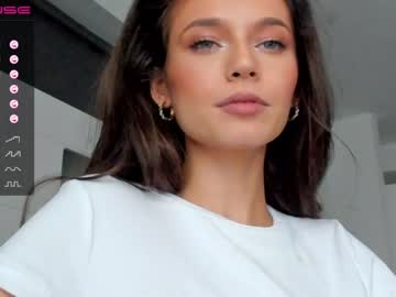webcam girl isia_slay live cam image #3631290