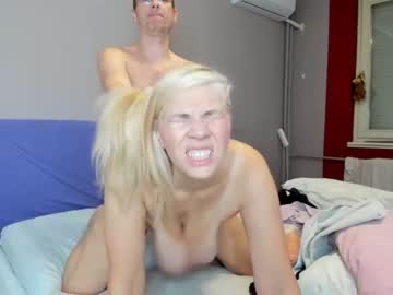 webcam girl justahornywife live cam image #21538