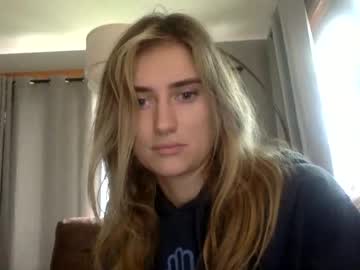 webcam girl yogagirl777 live cam image #2643728