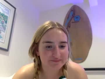 webcam girl daisywave live cam image #3858882
