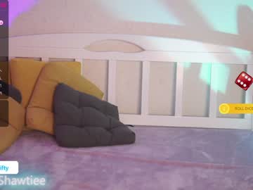 webcam girl _taylor_swift live cam image #2059897