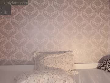 webcam girl lillpio live cam image #479938
