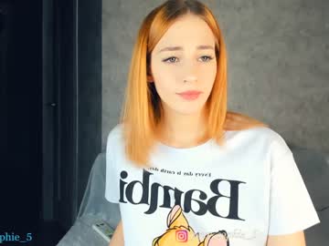 webcam girl sophie_5 live cam image #915549