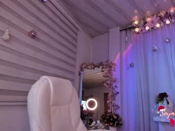 webcam girl maxinegh_ live cam image #764298