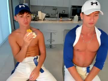 webcam man rawr_itsben live cam image #4341548
