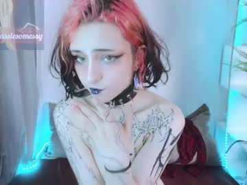webcam girl cassiesomessy live cam image #1824004