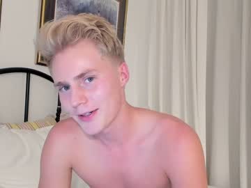 webcam man jameselliot66 live cam image #2113995